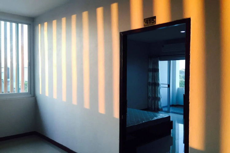 Siriwat Apartment