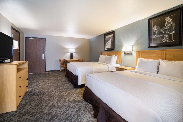Standard Quadruple room