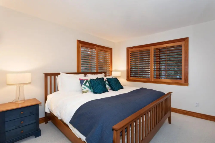 Luxury 5 Bedroom Blueberry Chalet