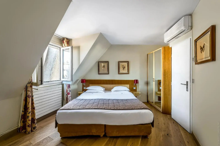 Etoile Park Hotel