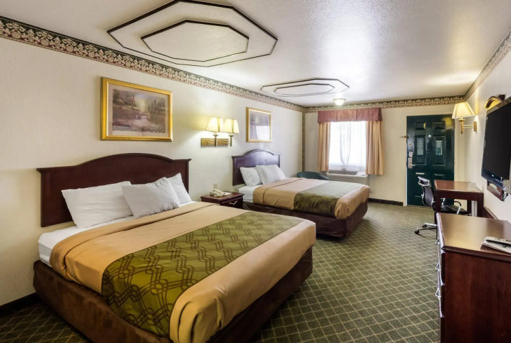 Three Rivers Executive Inn & Suites By OYO