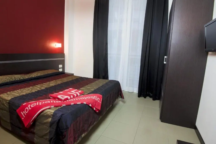 Economy Double Basement room