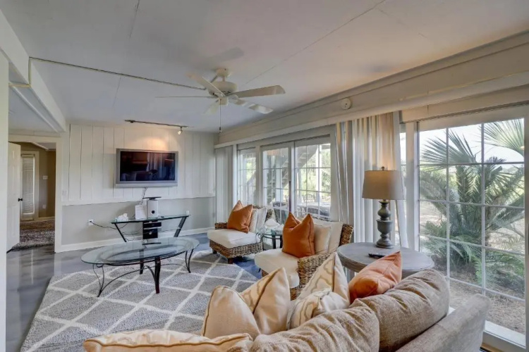 12 Bald Eagle West 5 BR Sea Pines Pool