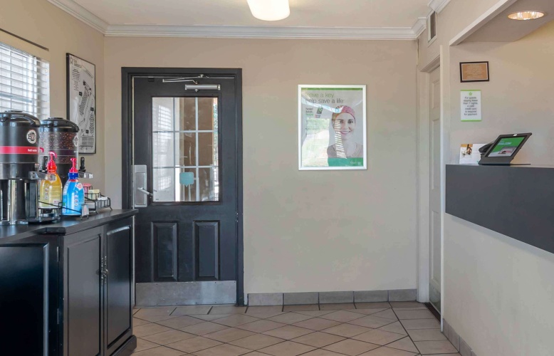 Extended Stay America - Kansas City - Shawnee Mission photo 8
