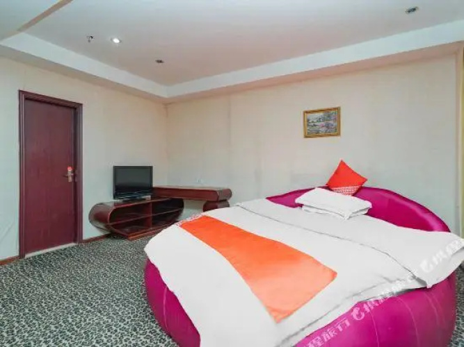 Chongqing Yuefeng Hotel
