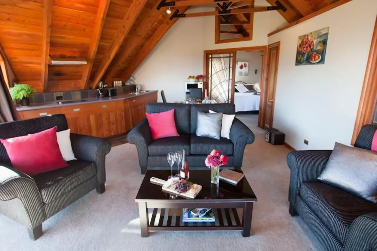 Kauri House