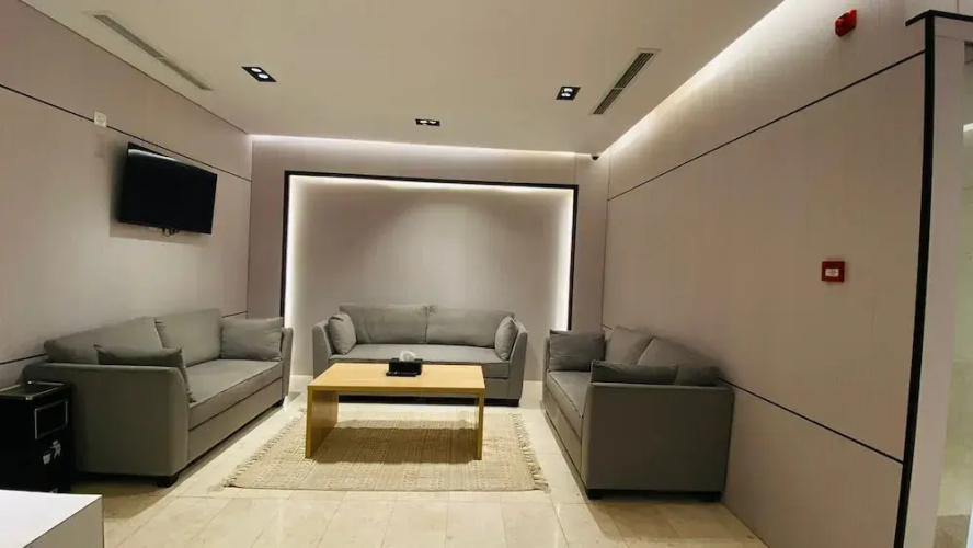 Tallaq hotel