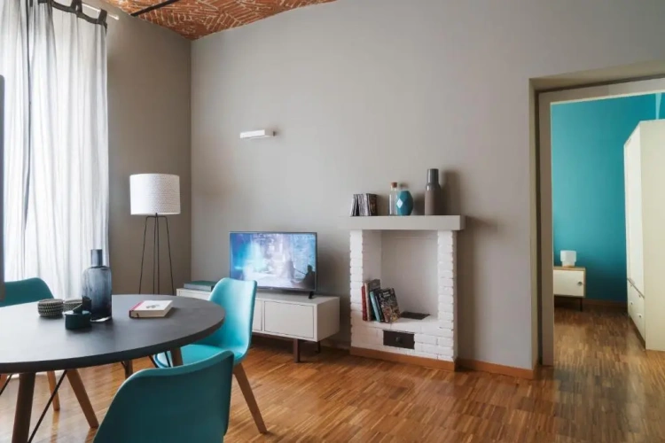 2 Bedrooms Apartment