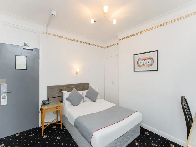Economy Double room with view