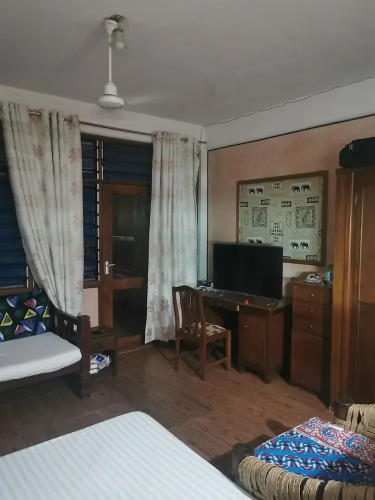 Qua Bruce Apartment