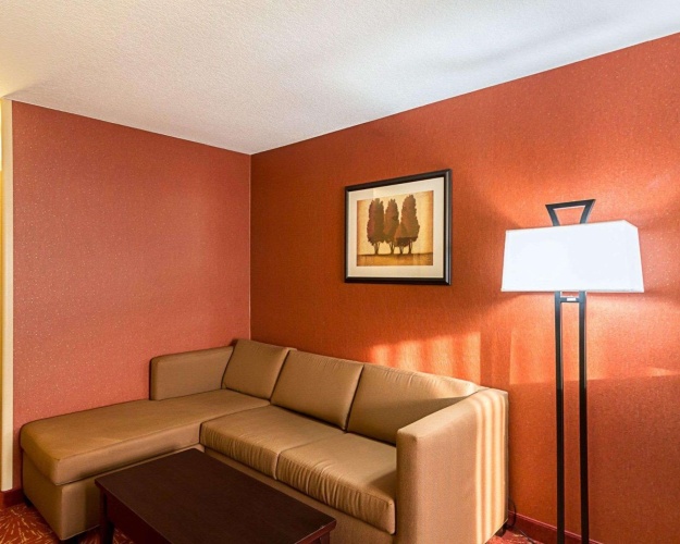 1 Bedroom Suite