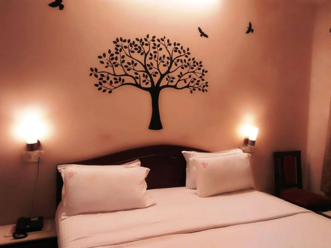 Plazaa Inn