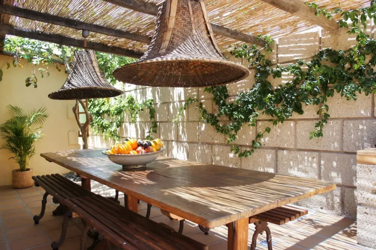 Casa Nueva