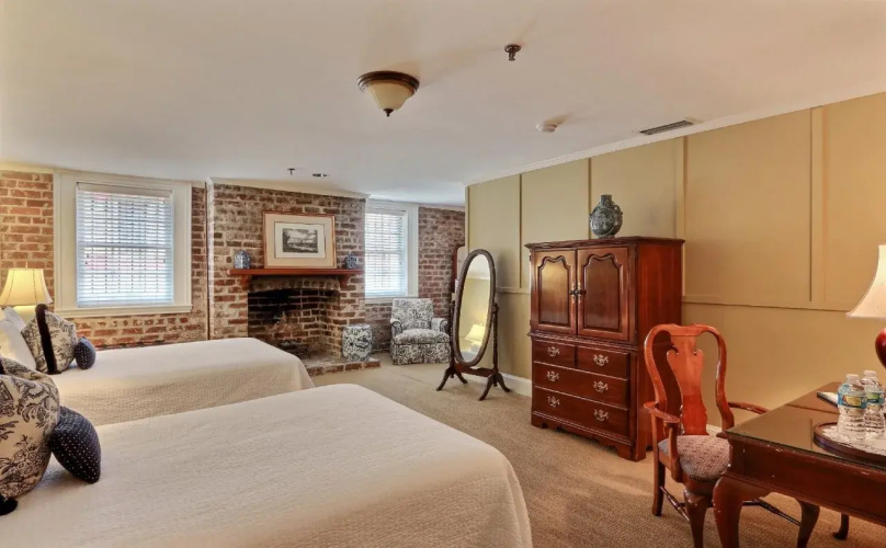 The Presidents' Quarters Inn