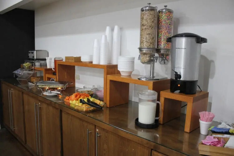 Imagen de Seven Crown Express &amp; Suites Cabo San Lucas