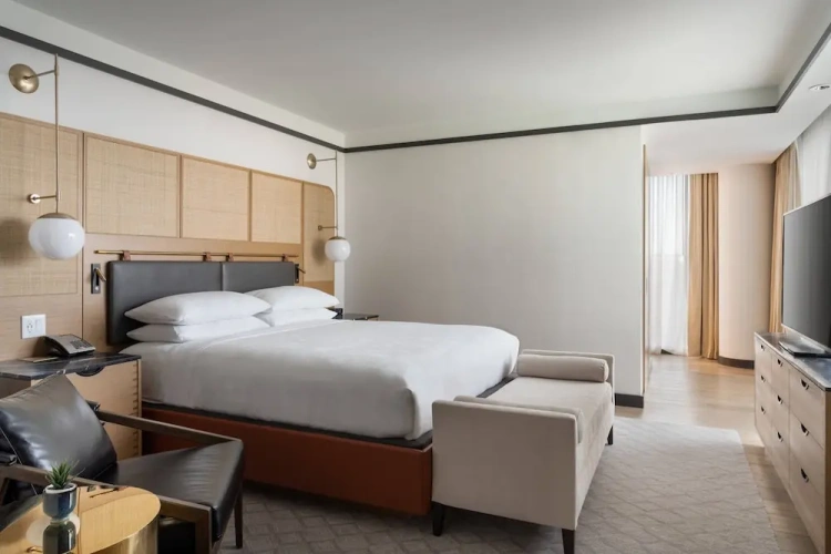 Presidential Double Suite with balcony and with harbour view