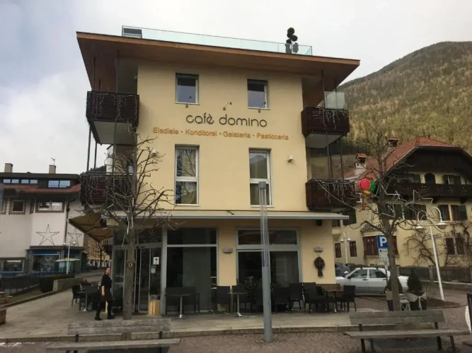 2 Bedrooms Double Apartment