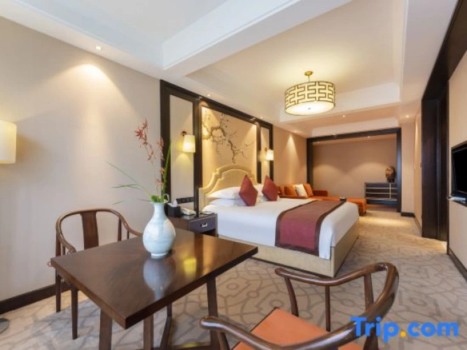 Premier Suite
