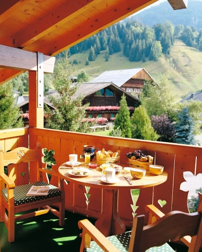 2 Bedrooms Family Suite with balcony