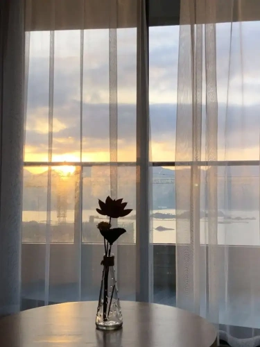 2 Bedrooms Apartment with lake view