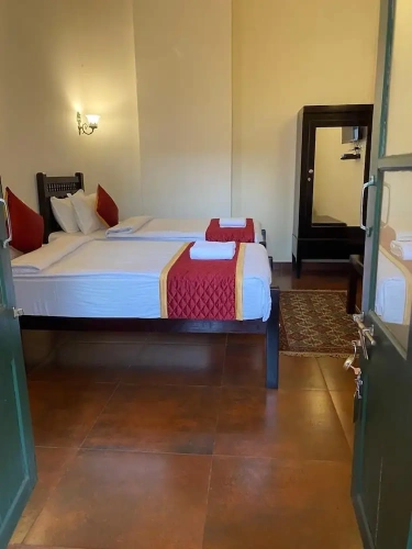 Economy room
