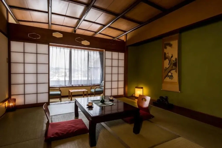 Standard Twin room with view