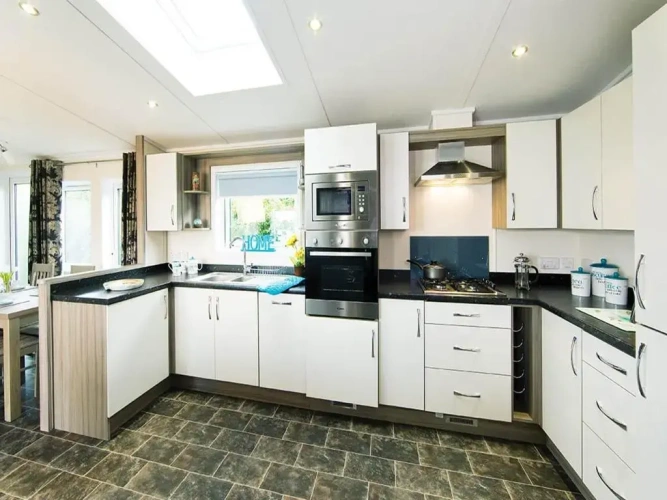 3 Bedrooms Deluxe Double room