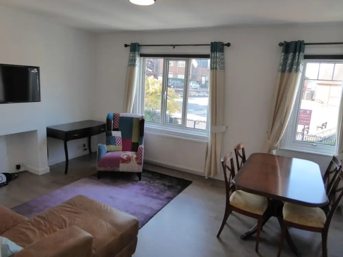 1 Bedroom Apartment