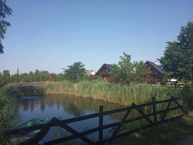2 Bedrooms Villa