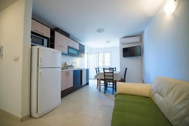 Apartment with balcony