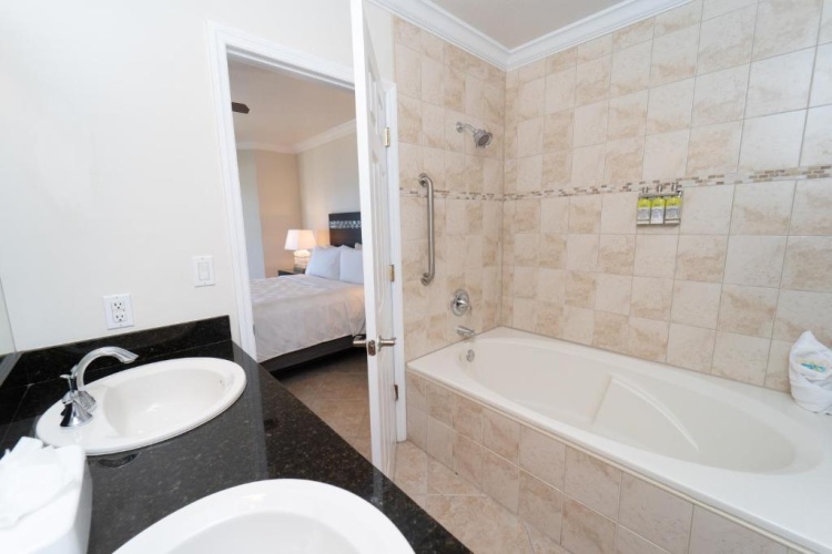 Holiday Inn Resort Grand Cayman photo 20