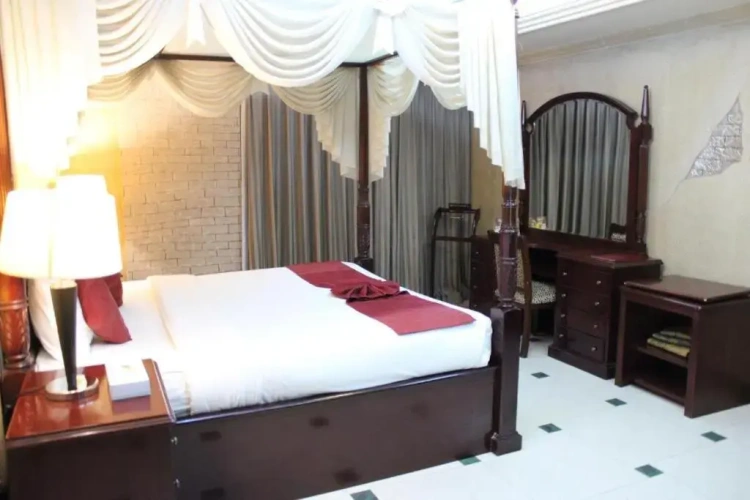 1 Bedroom Double Apartment