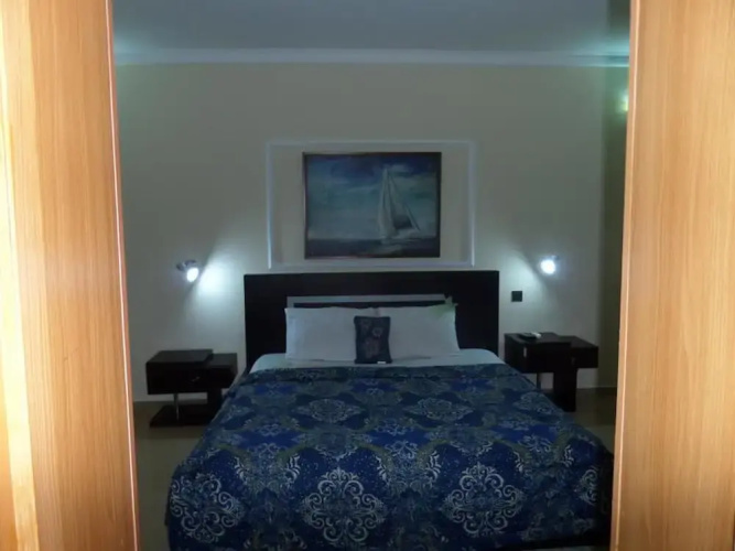 Signature apartments