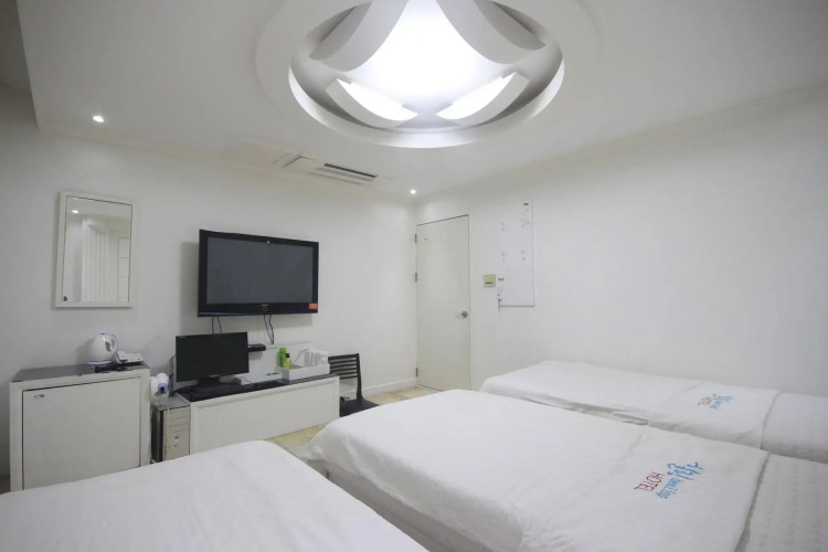 Healing Hotel