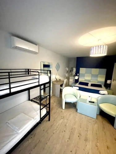 Comfort Quadruple room with garden view
