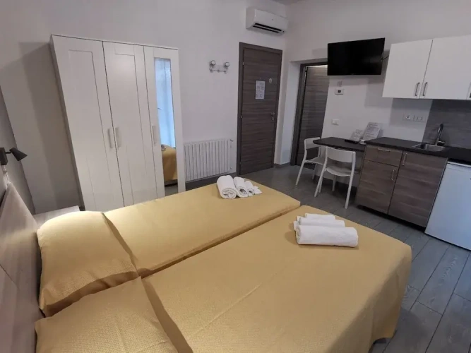 Economy Twin room