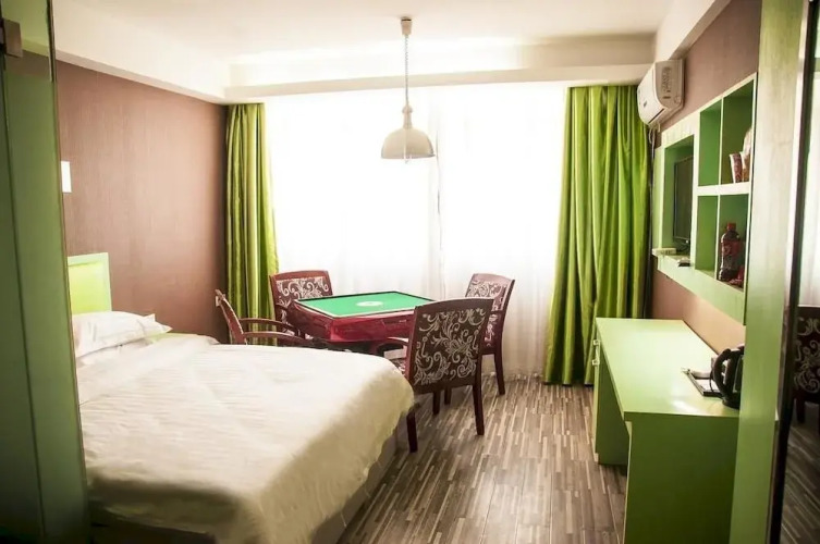 Xianning FX Hotel Hotel Overview