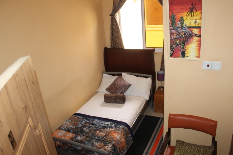Standard Single room