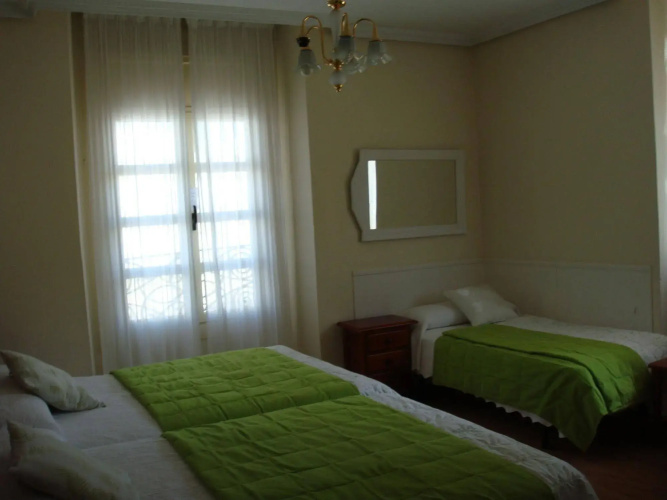 Hostal Riesco Puerta Del Sol