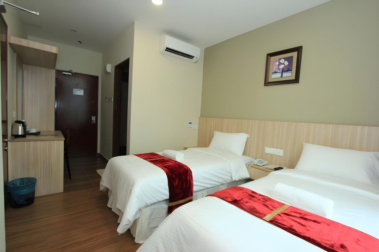 Veer Hotel