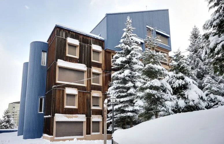 Saumet by FeelFree Rentals