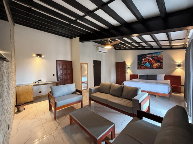 Hotel Tesoro Beach