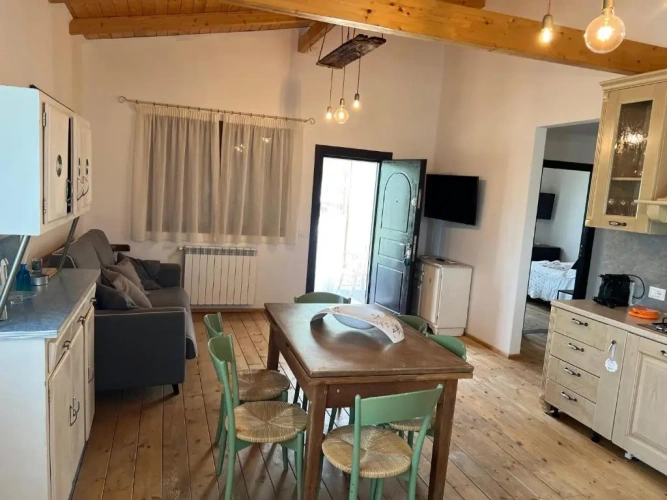 2 Bedrooms Chalet
