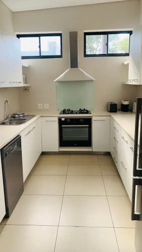 Lovely 3 bed With Splash Pool in Seapoint - 2245