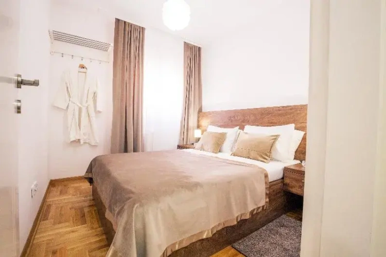 1 Bedroom Apartment with balcony