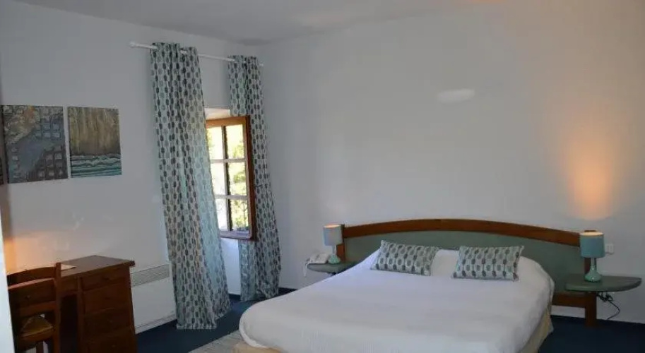 Hôtel les Raspes