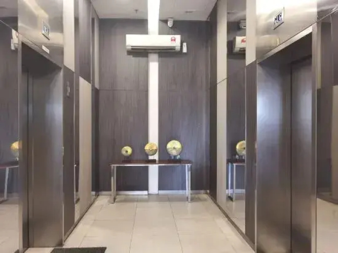 Spacious unit beside KL Gateway Mall