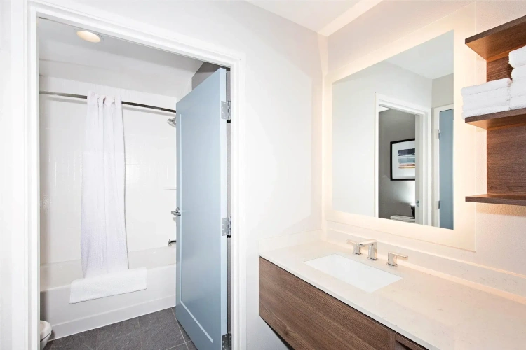 1 Bedroom Double Suite