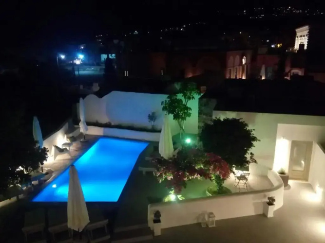 Villa LuxL