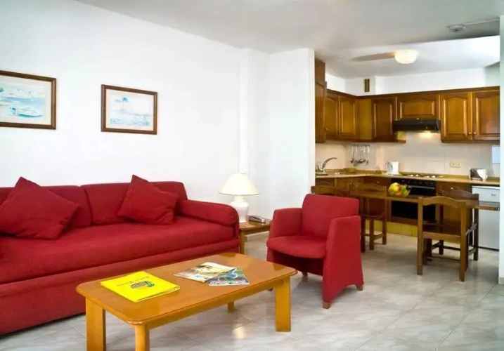 Standard Quadruple Family room